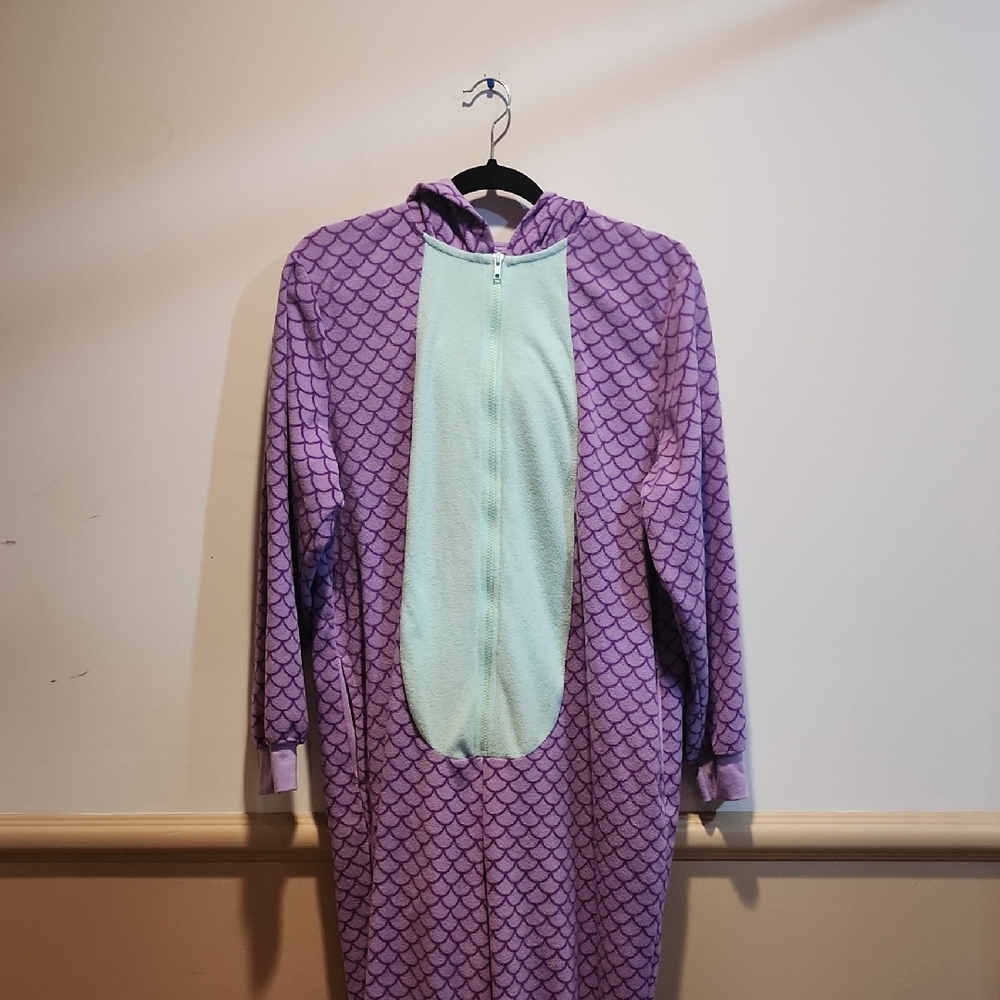 Xhilaration Purple and Mint women’s Pajama Set